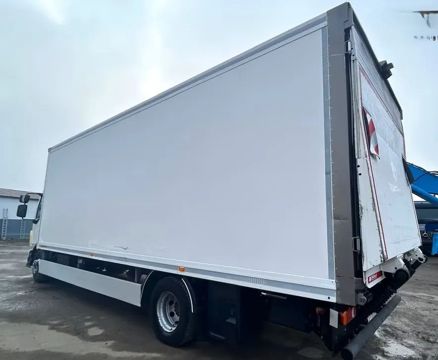 Volvo FL 250 | Chłodnia Carrier Supra -30°C | Hydrauliczna platforma załadunkowa | ogrzewanie postojowe | 187 654 km | Automatyczna skrzynia | Euro 6 |4x2 - شاحنة ذات مبرد: صورة 4 Volvo FL 250 | Chłodnia Carrier Supra -30°C | Hydrauliczna platforma załadunkowa | ogrzewanie postojowe | 187 654 km | Automatyczna skrzynia | Euro 6 |4x2 - شاحنة ذات مبرد: صورة 4