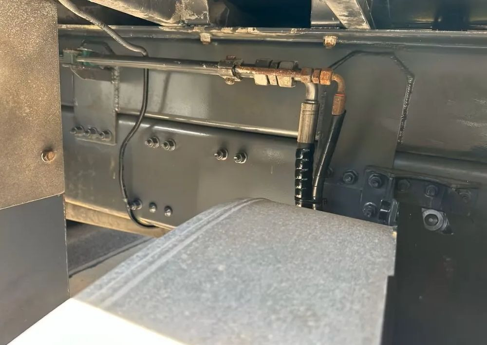 Volvo FM420 6x2 | HDS Atlas AK 186-3 z przestrzenią ładunkową | Euro6 |238 000 km - شاحنات مسطحة, شاحنة كرين: صورة 4 Volvo FM420 6x2 | HDS Atlas AK 186-3 z przestrzenią ładunkową | Euro6 |238 000 km - شاحنات مسطحة, شاحنة كرين: صورة 4