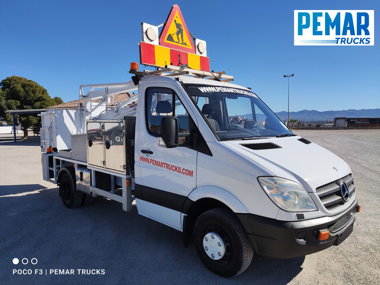 MERCEDES-BENZ 516 CDI CESTA ELEVADORA, 160 cv - منصة محمولة مثبتة على الشاحنة: صورة 4 MERCEDES-BENZ 516 CDI CESTA ELEVADORA, 160 cv - منصة محمولة مثبتة على الشاحنة: صورة 4