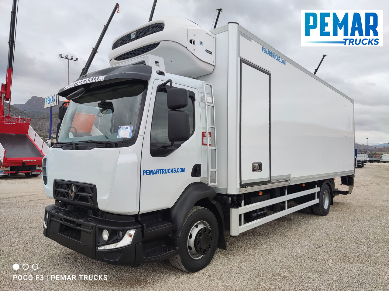 RENAULT MIDLUM D16 240 EURO 6 - شاحنة ذات مبرد: صورة 1 RENAULT MIDLUM D16 240 EURO 6 - شاحنة ذات مبرد: صورة 1