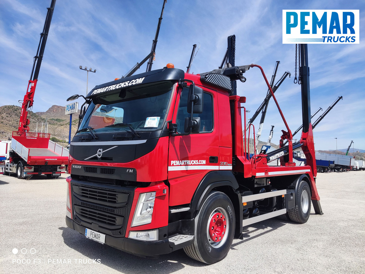 VOLVO FM 330 PORTACONTENEDOR CADENAS 18T - شاحنة لودر انزلاقي: صورة 1 VOLVO FM 330 PORTACONTENEDOR CADENAS 18T - شاحنة لودر انزلاقي: صورة 1