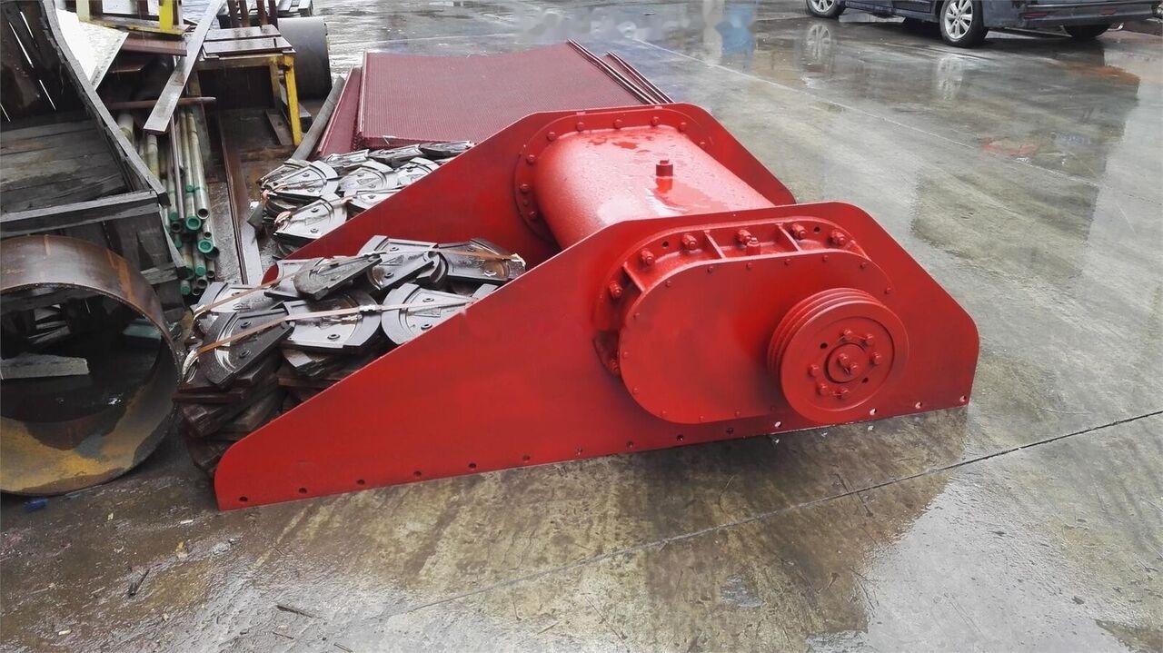 Kinglink High quality Vibrating feeder ZSW600x150 - آلات التعدين: صورة 5 Kinglink High quality Vibrating feeder ZSW600x150 - آلات التعدين: صورة 5
