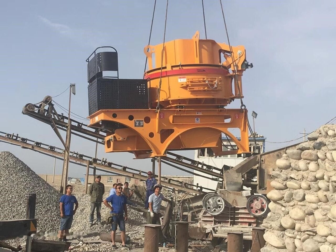 Kinglink KL7 VSI Crusher | Sand Making Machine 50TPH - كسارة التصادمية: صورة 2 Kinglink KL7 VSI Crusher | Sand Making Machine 50TPH - كسارة التصادمية: صورة 2