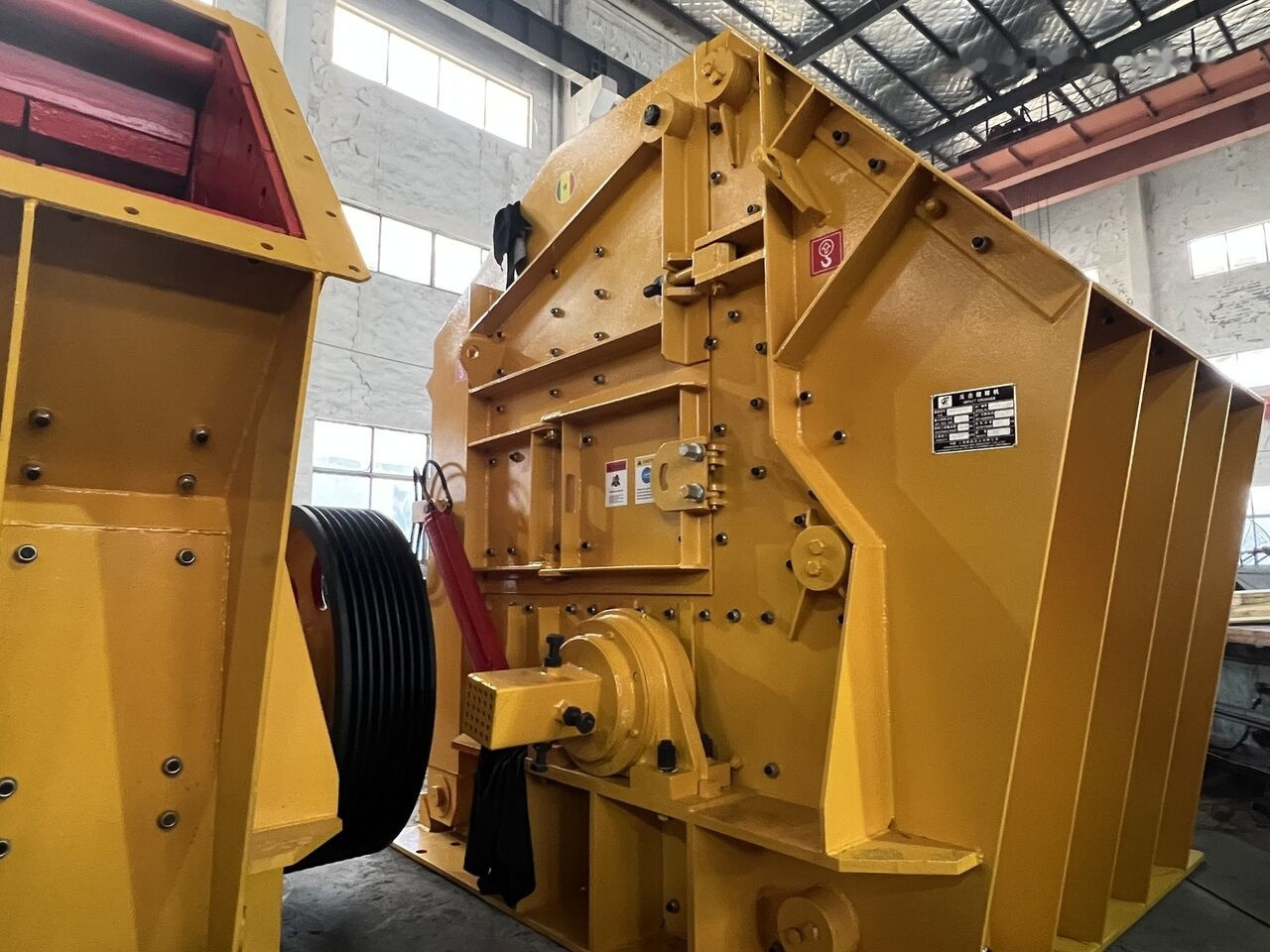 Kinglink KPF1416 Limestone Impact Crusher - كسارة التصادمية: صورة 1 Kinglink KPF1416 Limestone Impact Crusher - كسارة التصادمية: صورة 1