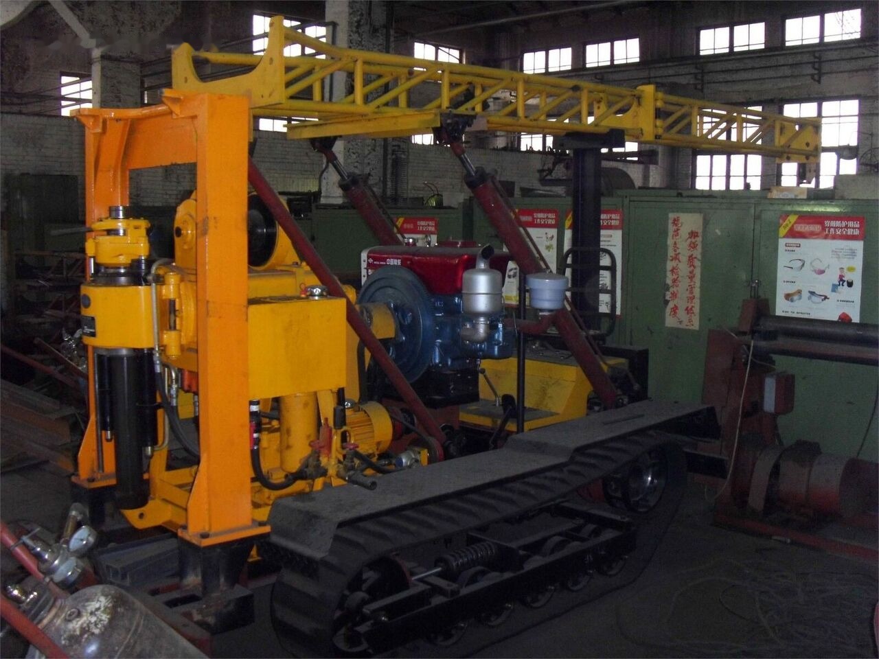 Kinglink XY-1B-1 Crawler Mounted Drilling Rig - معدات حفر: صورة 2 Kinglink XY-1B-1 Crawler Mounted Drilling Rig - معدات حفر: صورة 2