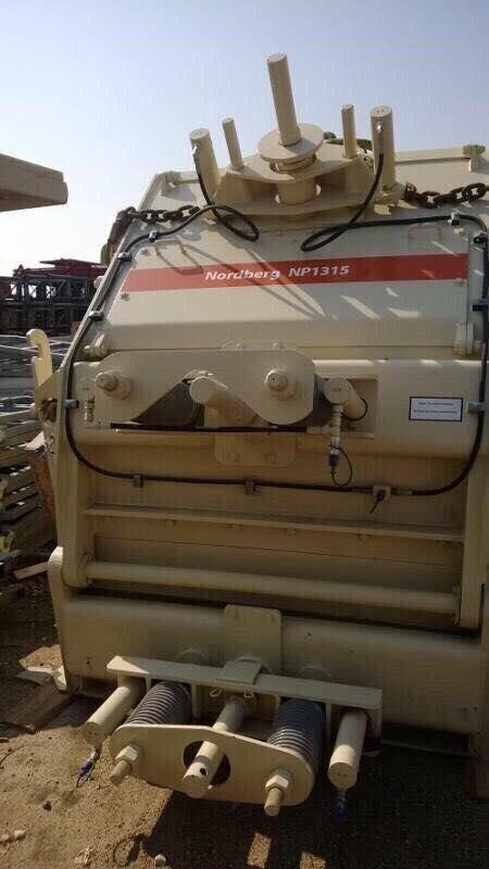 Metso NP1315 - كسارة التصادمية: صورة 1 Metso NP1315 - كسارة التصادمية: صورة 1