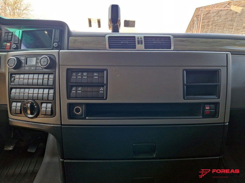 رأس تريلا MAN TGX 26.500 6X2 EURO 6C – FOR SPARE PARTS: صورة 25