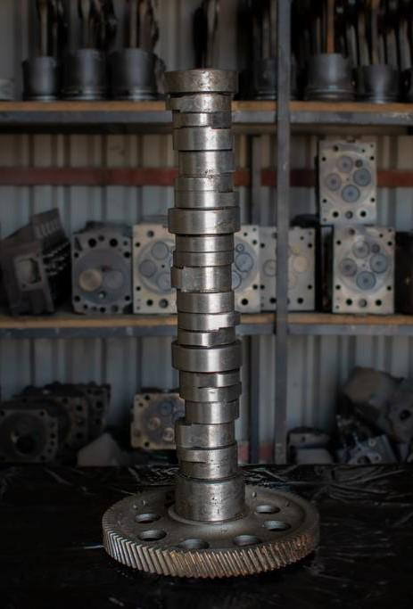 MERCEDES-BENZ ACTROS 6 CYLINDER EURO V WITH ENGINE CODE OM 541 - عمود كامات - شاحنة: صورة 1 MERCEDES-BENZ ACTROS 6 CYLINDER EURO V WITH ENGINE CODE OM 541 - عمود كامات - شاحنة: صورة 1