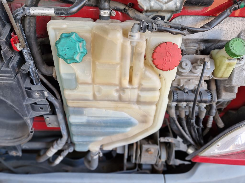 MERCEDES-BENZ ATEGO 2 - A 970 500 03 49 - خزان التوسع - شاحنة: صورة 1 MERCEDES-BENZ ATEGO 2 - A 970 500 03 49 - خزان التوسع - شاحنة: صورة 1