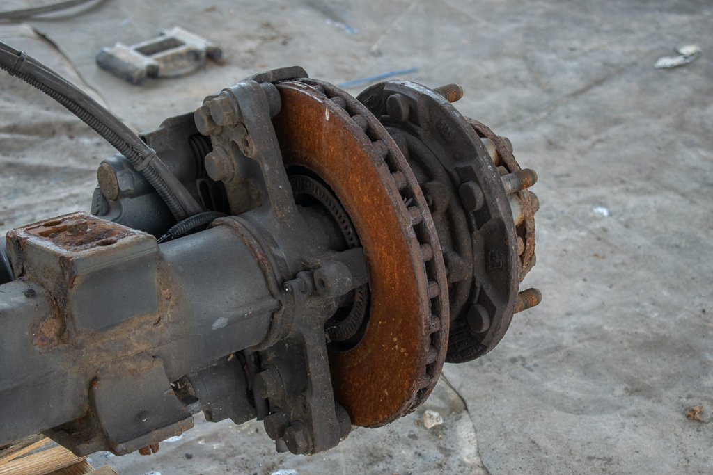 MERCEDES-BENZ ATEGO - 6HOLE - DRIVER - فك الكابح - شاحنة: صورة 2 MERCEDES-BENZ ATEGO - 6HOLE - DRIVER - فك الكابح - شاحنة: صورة 2