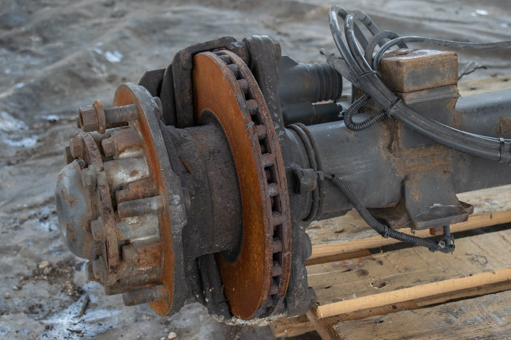 MERCEDES-BENZ ATEGO 6HOLE - PASSENGER - فك الكابح - شاحنة: صورة 2 MERCEDES-BENZ ATEGO 6HOLE - PASSENGER - فك الكابح - شاحنة: صورة 2