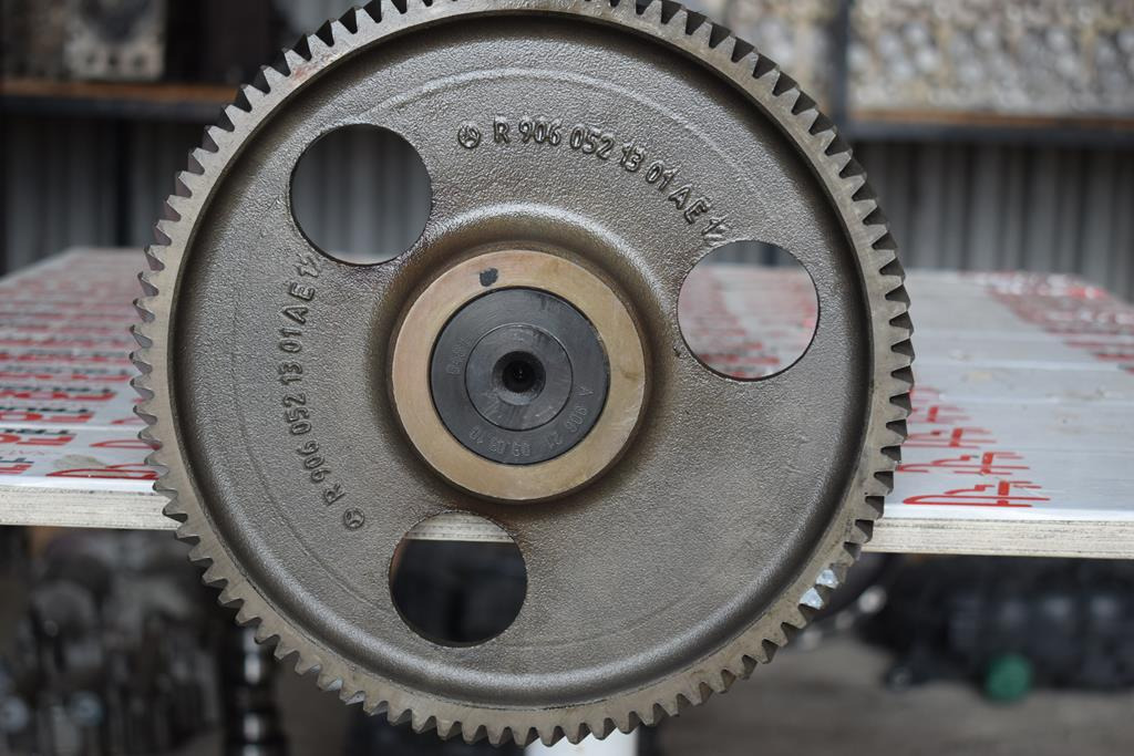 MERCEDES-BENZ ATEGO - A 906 050 42 01 - عمود كامات - شاحنة: صورة 5 MERCEDES-BENZ ATEGO - A 906 050 42 01 - عمود كامات - شاحنة: صورة 5