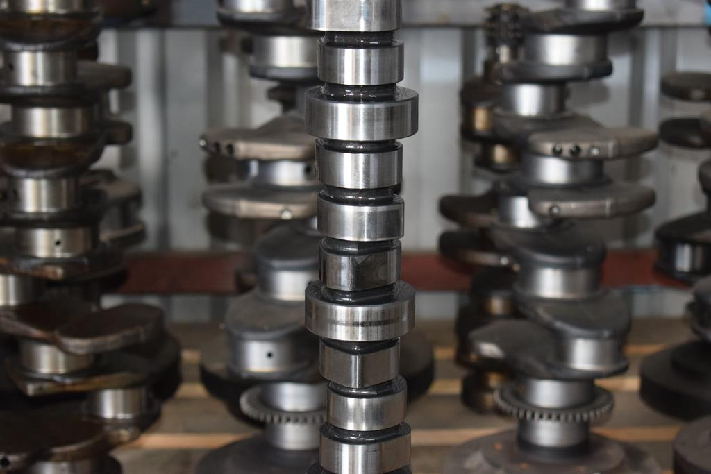 MERCEDES-BENZ ATEGO - A 906 050 42 01 - عمود كامات - شاحنة: صورة 3 MERCEDES-BENZ ATEGO - A 906 050 42 01 - عمود كامات - شاحنة: صورة 3