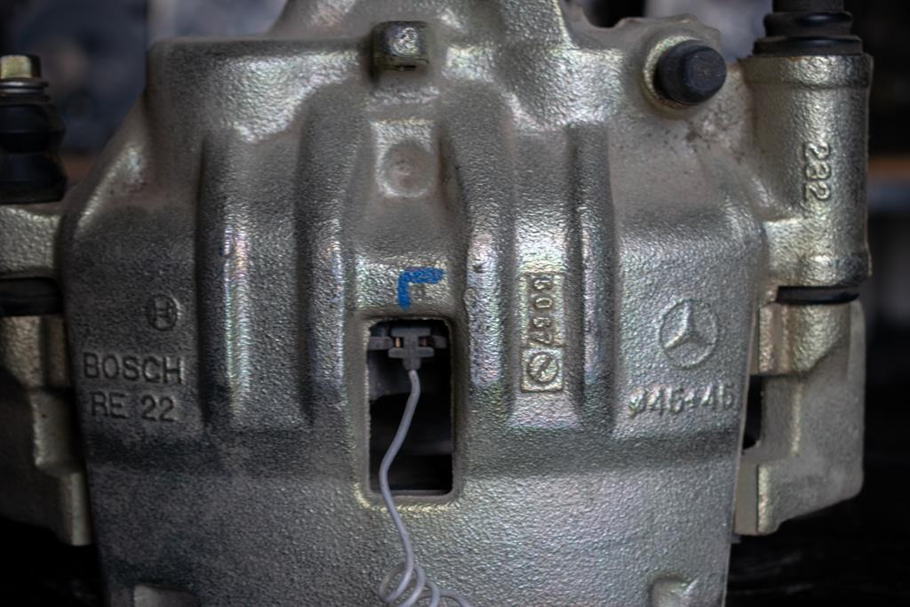 MERCEDES-BENZ SPRINTER ΟΜ611 - FRONT - PASSENGER - فك الكابح - شاحنة: صورة 3 MERCEDES-BENZ SPRINTER ΟΜ611 - FRONT - PASSENGER - فك الكابح - شاحنة: صورة 3