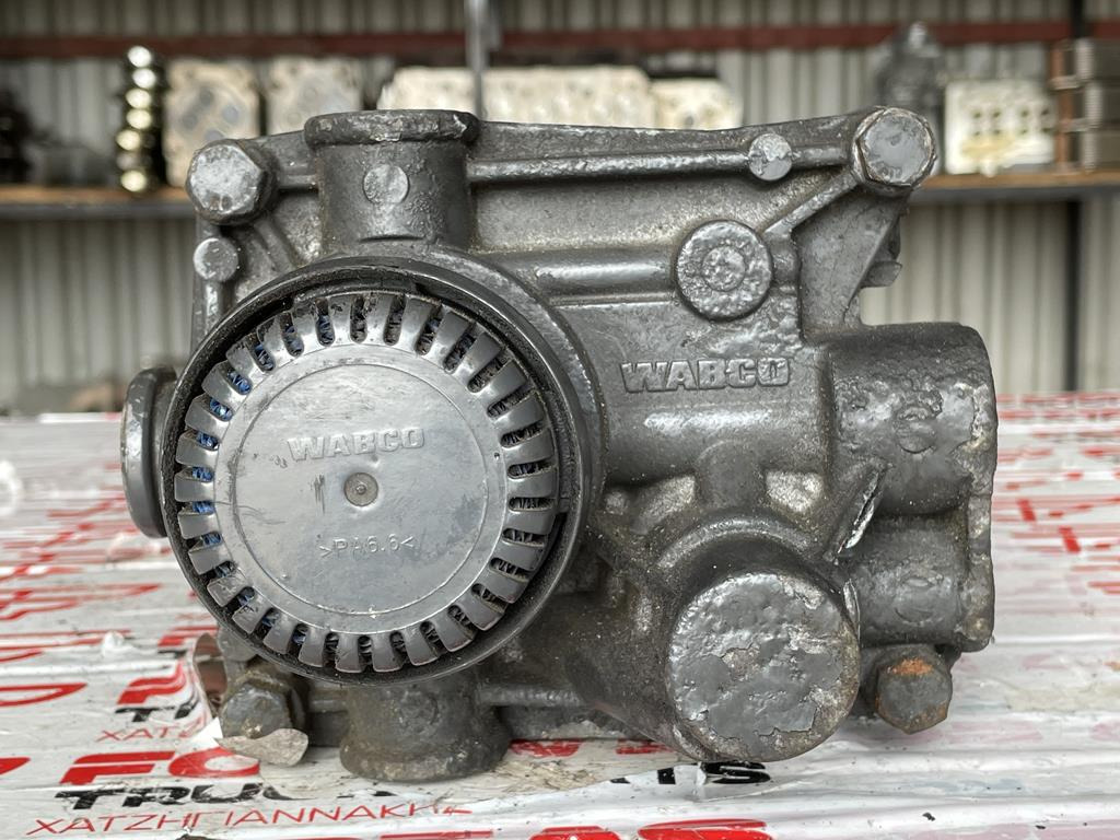 WABCO AIR VALVE FOR MERCEDES - A 005 429 8944 - صمام الفرامل - شاحنة: صورة 1 WABCO AIR VALVE FOR MERCEDES - A 005 429 8944 - صمام الفرامل - شاحنة: صورة 1