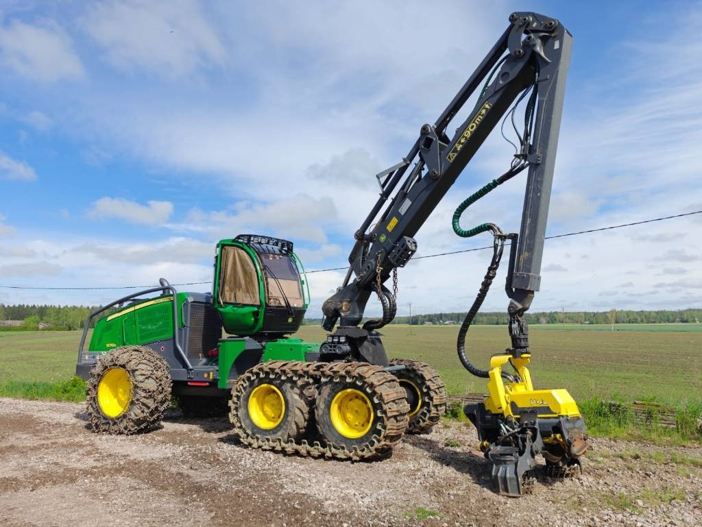 آلة حصاد الأشجار John Deere 1270 G: صورة 7 آلة حصاد الأشجار John Deere 1270 G: صورة 7