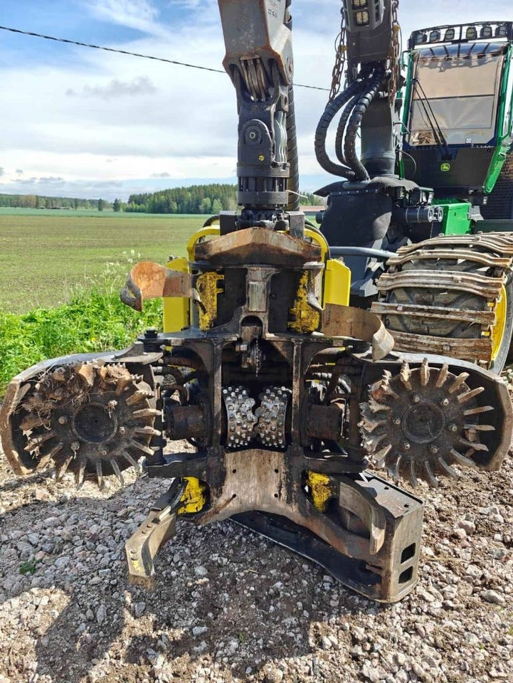 آلة حصاد الأشجار John Deere 1270 G: صورة 13 آلة حصاد الأشجار John Deere 1270 G: صورة 13