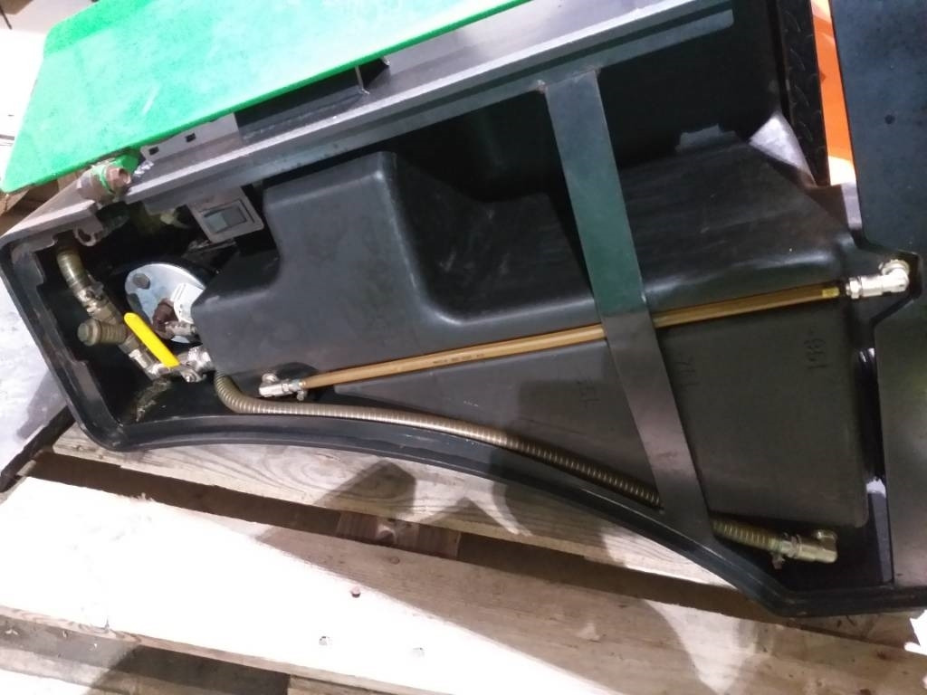 John Deere Stump threathment system - قطع الغيار - معدات الغابات: صورة 2 John Deere Stump threathment system - قطع الغيار - معدات الغابات: صورة 2