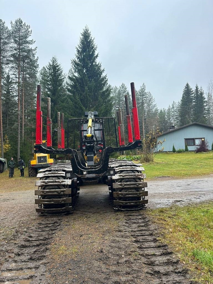 Komatsu 845 - جرار شحن جذوع أشجار الغابات: صورة 5 Komatsu 845 - جرار شحن جذوع أشجار الغابات: صورة 5