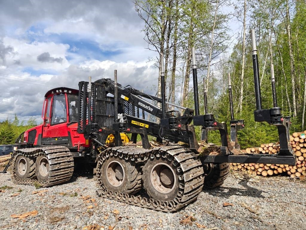 Komatsu 855 - جرار شحن جذوع أشجار الغابات: صورة 3 Komatsu 855 - جرار شحن جذوع أشجار الغابات: صورة 3