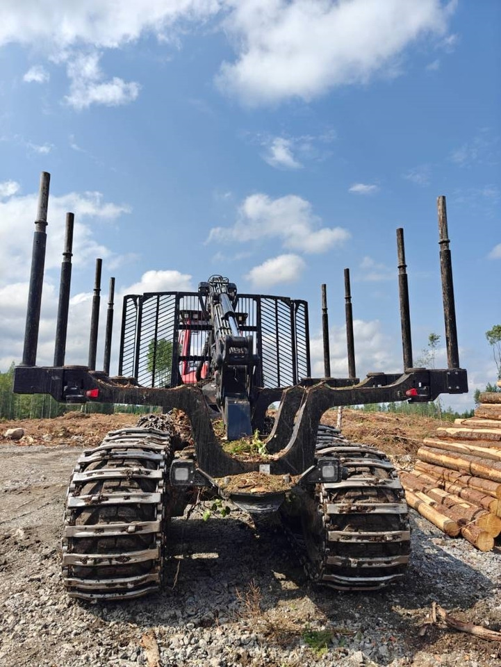 Komatsu 875 - جرار شحن جذوع أشجار الغابات: صورة 4 Komatsu 875 - جرار شحن جذوع أشجار الغابات: صورة 4