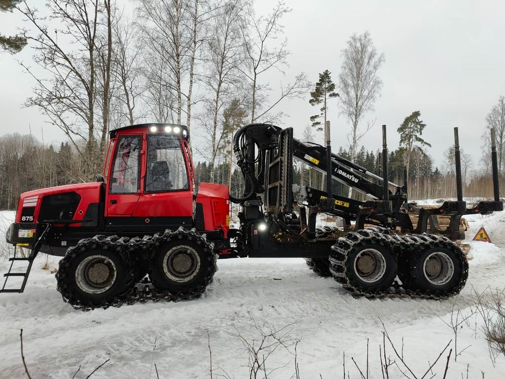 Komatsu 875 - جرار شحن جذوع أشجار الغابات: صورة 2 Komatsu 875 - جرار شحن جذوع أشجار الغابات: صورة 2
