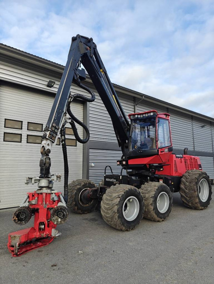 Komatsu 901 TX.1 - آلة حصاد الأشجار: صورة 1 Komatsu 901 TX.1 - آلة حصاد الأشجار: صورة 1