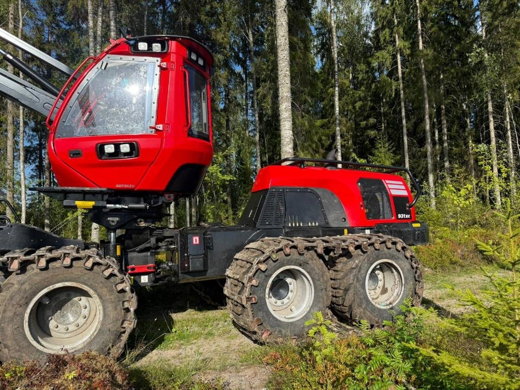 Komatsu 931 XC - آلة حصاد الأشجار: صورة 4 Komatsu 931 XC - آلة حصاد الأشجار: صورة 4