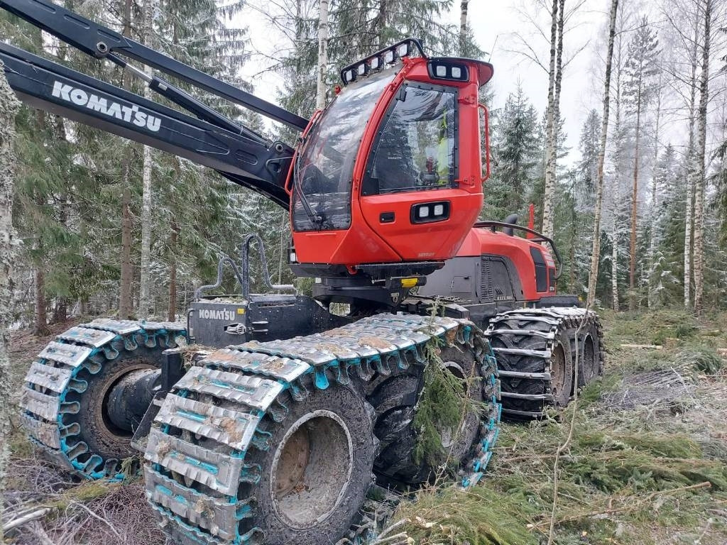 Komatsu 931 XC - آلة حصاد الأشجار: صورة 1 Komatsu 931 XC - آلة حصاد الأشجار: صورة 1