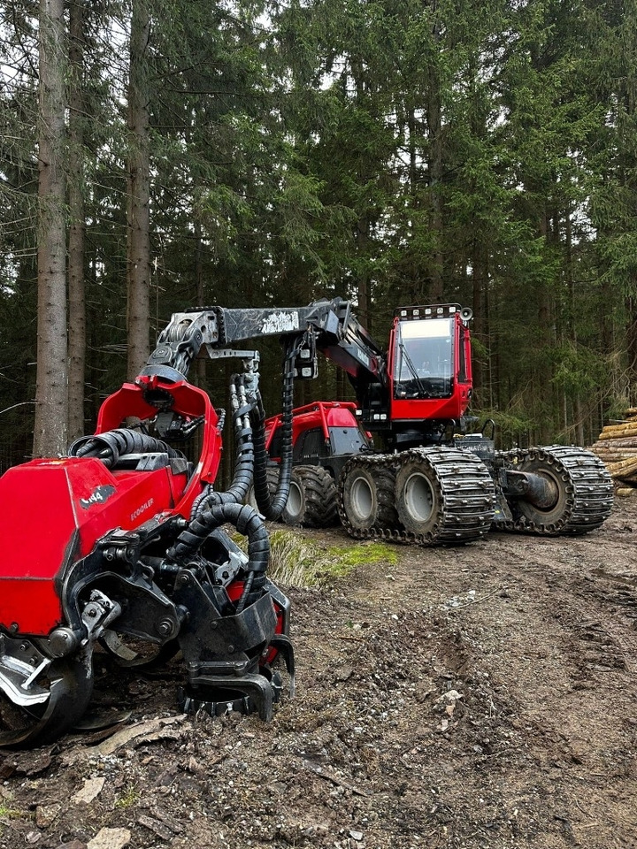 Komatsu 931XC - آلة حصاد الأشجار: صورة 1 Komatsu 931XC - آلة حصاد الأشجار: صورة 1