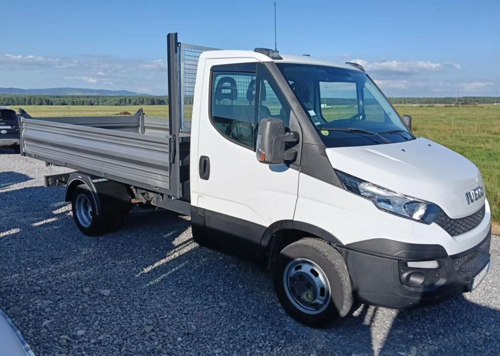 Iveco 35C13, 35C12, 35C14, 35C15 - قلاب صغير: صورة 4 Iveco 35C13, 35C12, 35C14, 35C15 - قلاب صغير: صورة 4