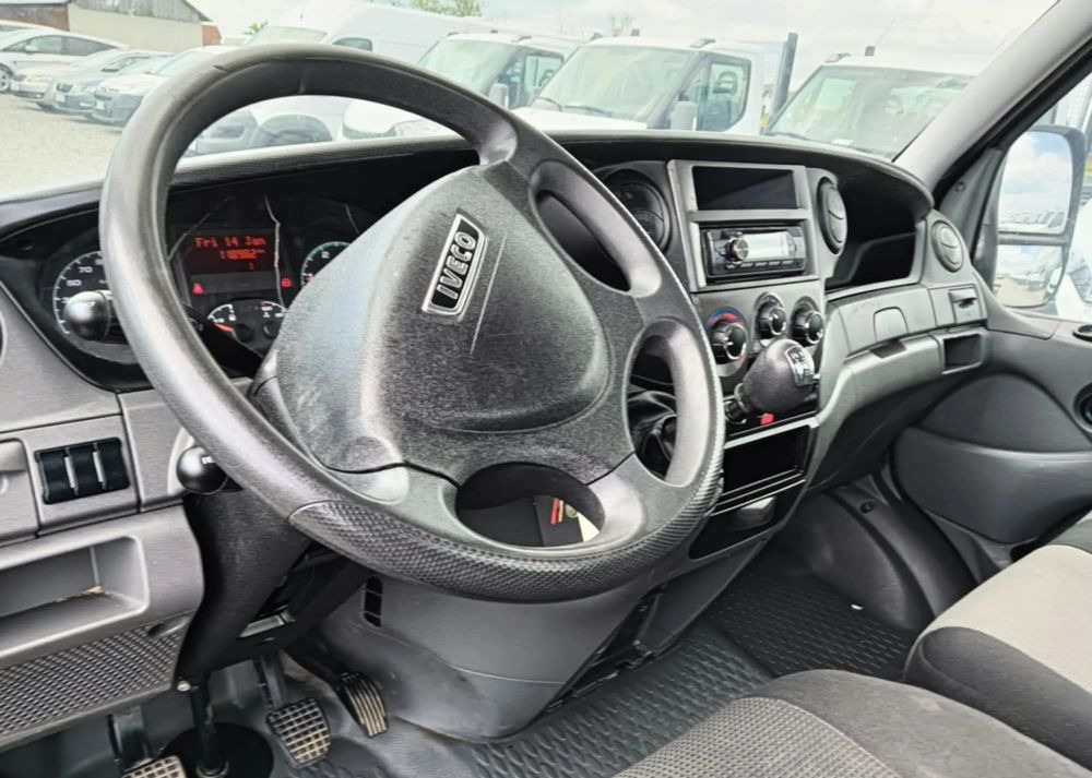 Iveco 35C13, 35C12, 35C14, 35C15 - شاحنة بهيكل معدني للمقصورة: صورة 3 Iveco 35C13, 35C12, 35C14, 35C15 - شاحنة بهيكل معدني للمقصورة: صورة 3