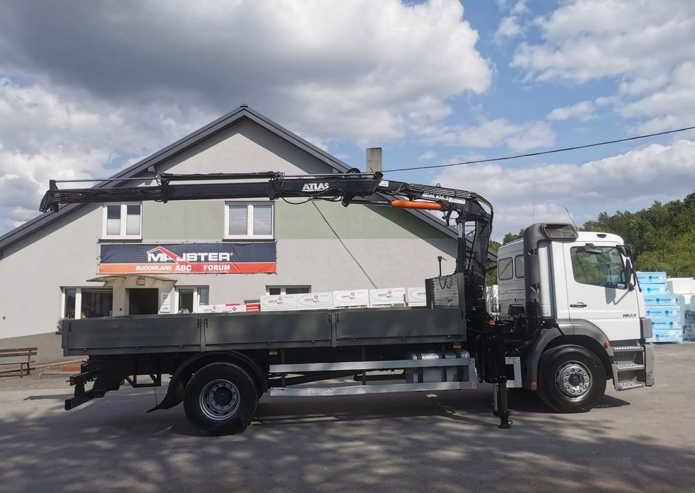 Mercedes-Benz Atego 1823 żuraw HDS Atlas 105.2 koła 315/80R22,5 - شاحنات مسطحة, شاحنة كرين: صورة 3 Mercedes-Benz Atego 1823 żuraw HDS Atlas 105.2 koła 315/80R22,5 - شاحنات مسطحة, شاحنة كرين: صورة 3