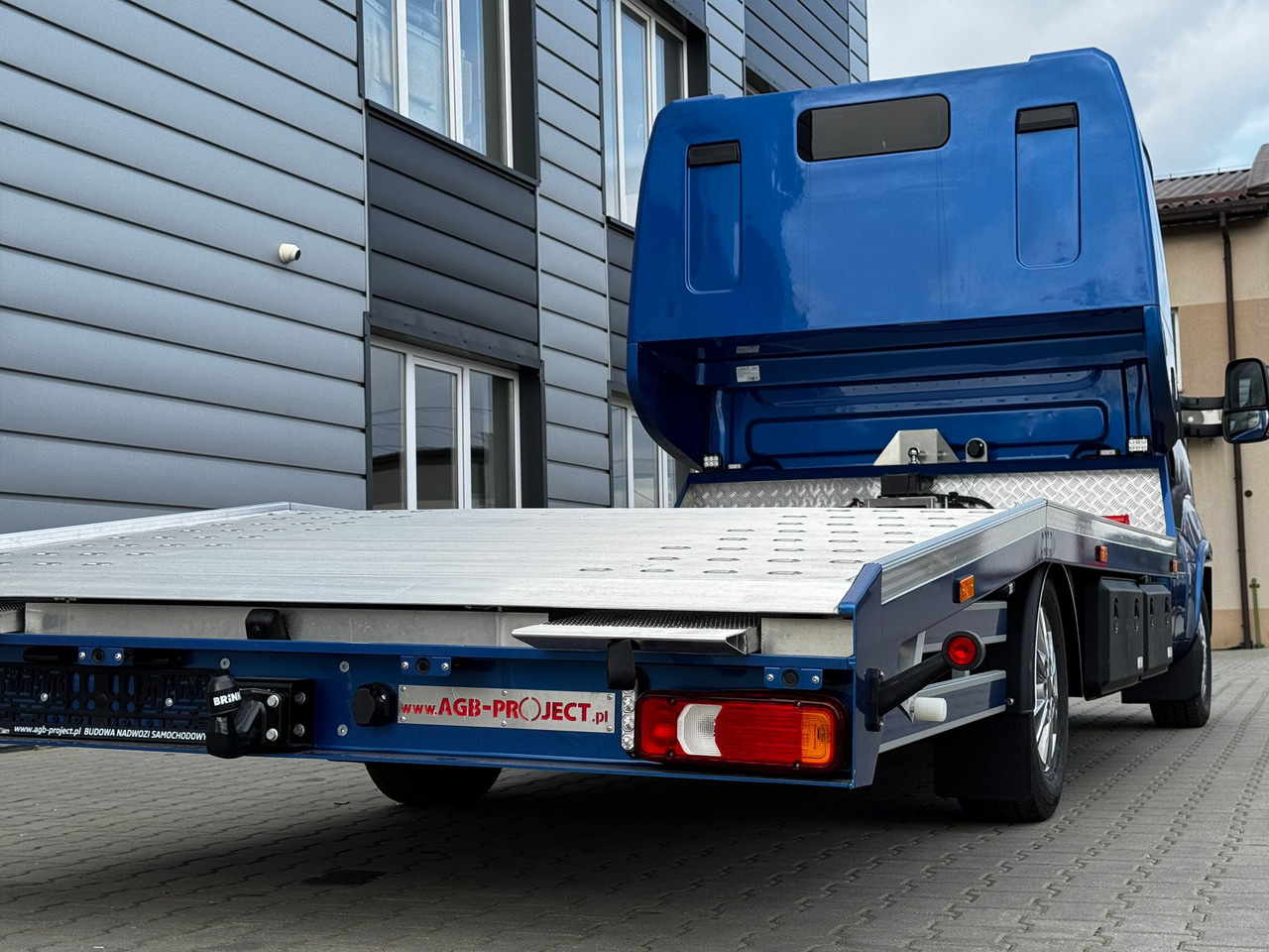 شاحنة توصيل مغلقة للبيع  IVECO Daily 35S18HA8/P: صورة 11