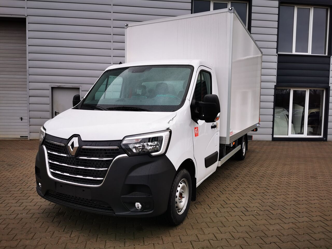 Renault Master L3 - شاحنة بصندوق مغلق, فان كهربائية: صورة 1 Renault Master L3 - شاحنة بصندوق مغلق, فان كهربائية: صورة 1
