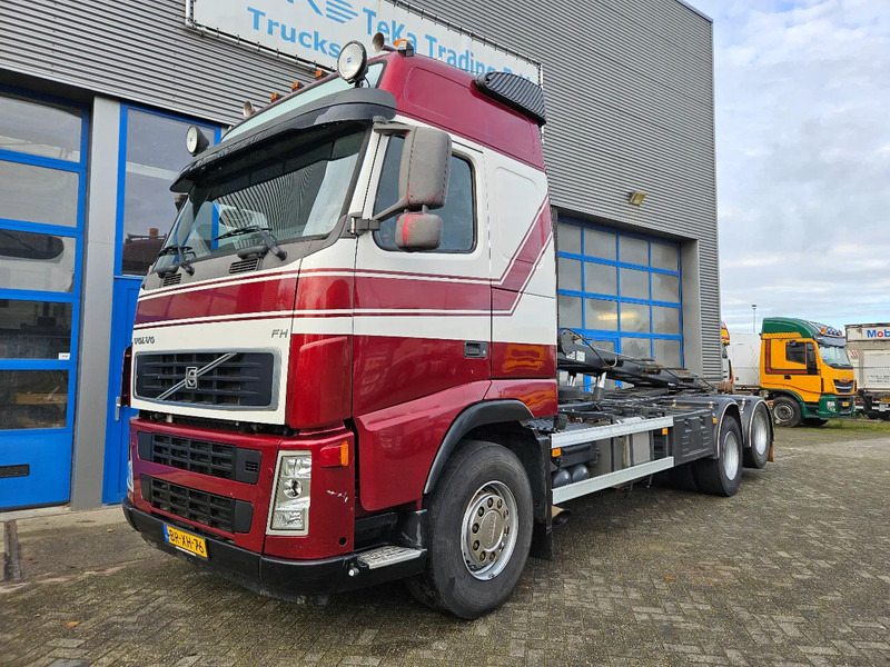 Volvo FH 520 6x2 old Tacho NCH Kabelsysteem Euro 3 - شاحنة - نظام الكابلات: صورة 1 Volvo FH 520 6x2 old Tacho NCH Kabelsysteem Euro 3 - شاحنة - نظام الكابلات: صورة 1