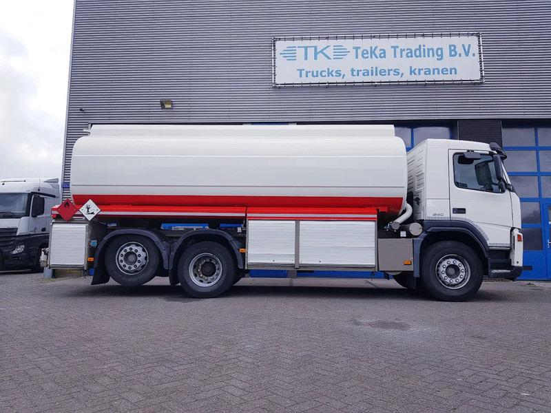 شاحنة صهريج Volvo FM 9.340 Fuel 21.400 Liter 3 Comp Euro 3: صورة 7