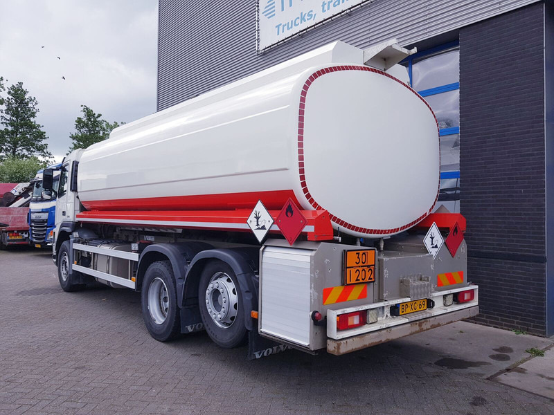 Volvo FM 9.340 Fuel 21.400 Liter 3 Comp Euro 3 - شاحنة صهريج: صورة 4 Volvo FM 9.340 Fuel 21.400 Liter 3 Comp Euro 3 - شاحنة صهريج: صورة 4