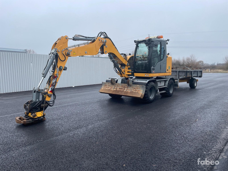 Liebherr A910 - حفار ذو عجلات: صورة 1 Liebherr A910 - حفار ذو عجلات: صورة 1