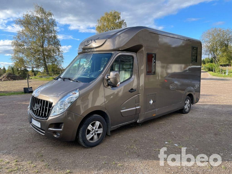 Opel STX Movano - شاحنة نقل خيل: صورة 1 Opel STX Movano - شاحنة نقل خيل: صورة 1