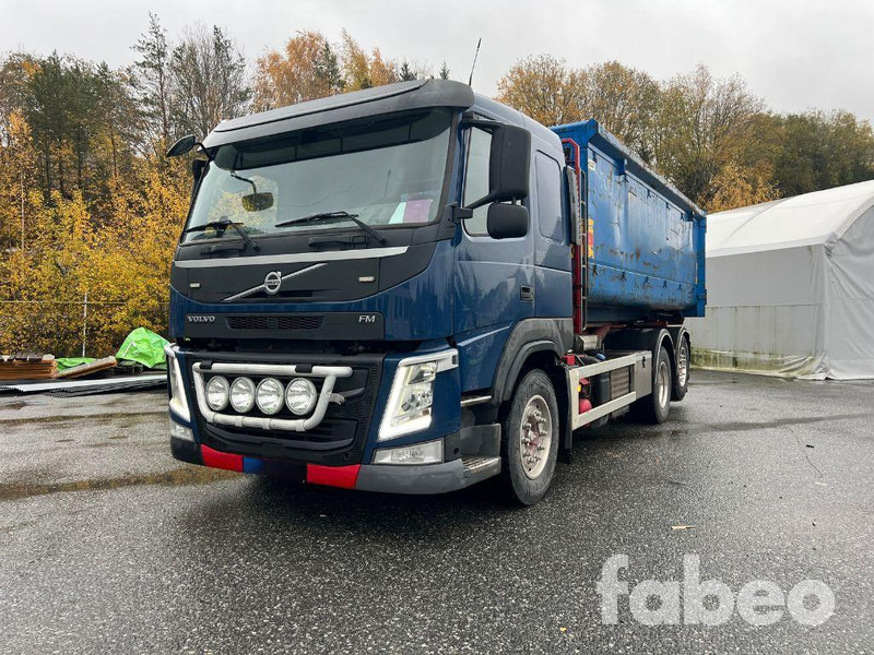 Volvo FM - شاحنة برافعة خطافية: صورة 1 Volvo FM - شاحنة برافعة خطافية: صورة 1