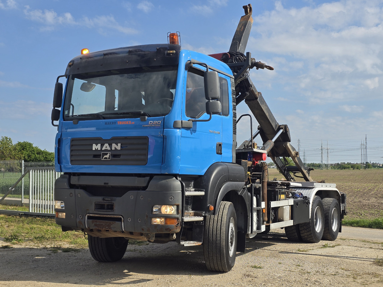 MAN TGA 33.430 6X6 / HMF 1823 K3+REM.CON./ HOOK SYSTEM 2x in stock - شاحنة برافعة خطافية, شاحنة كرين: صورة 5 MAN TGA 33.430 6X6 / HMF 1823 K3+REM.CON./ HOOK SYSTEM 2x in stock - شاحنة برافعة خطافية, شاحنة كرين: صورة 5