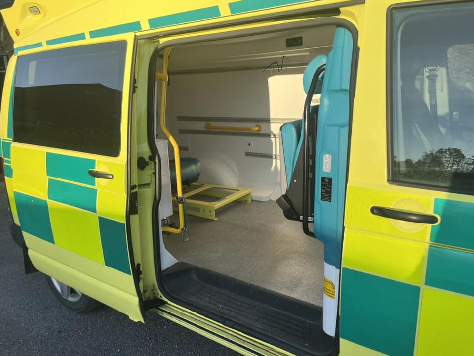 Volkswagen T6 4motions - AMBULANCE - RESERVERAD !! - سيارة إسعاف: صورة 5 Volkswagen T6 4motions - AMBULANCE - RESERVERAD !! - سيارة إسعاف: صورة 5