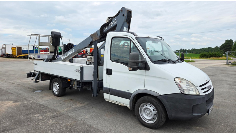 Iveco Daily 35S12 4X2 Galaxylift GT18-10 - شاحنة توصيل مغلقة: صورة 2 Iveco Daily 35S12 4X2 Galaxylift GT18-10 - شاحنة توصيل مغلقة: صورة 2