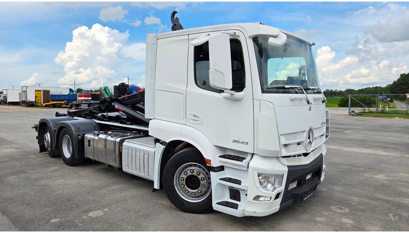 Mercedes-Benz Actros 2543 6X2*4 - شاحنة برافعة خطافية: صورة 2 Mercedes-Benz Actros 2543 6X2*4 - شاحنة برافعة خطافية: صورة 2