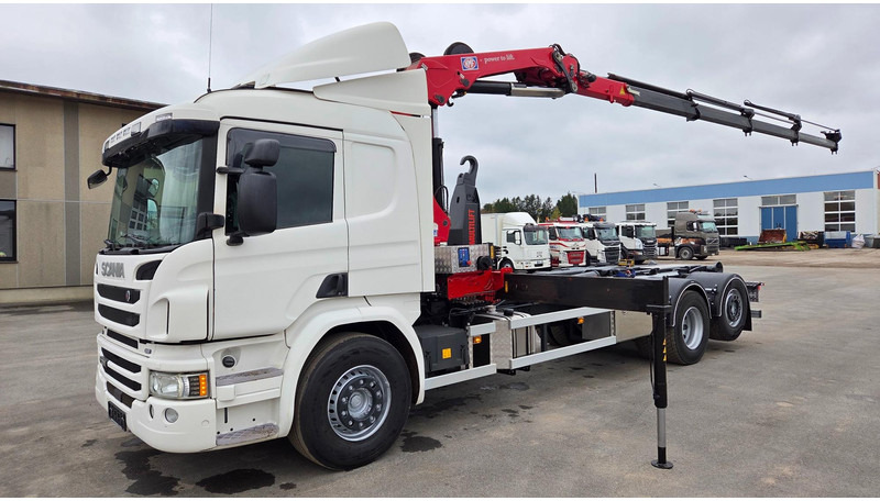 Scania P370 6X2*4 HMF 1730 - شاحنة برافعة خطافية, شاحنة كرين: صورة 1 Scania P370 6X2*4 HMF 1730 - شاحنة برافعة خطافية, شاحنة كرين: صورة 1
