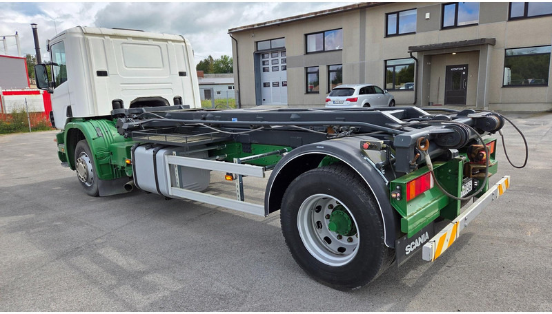 Scania P94 4X2 220 - شاحنة - نظام الكابلات: صورة 4 Scania P94 4X2 220 - شاحنة - نظام الكابلات: صورة 4