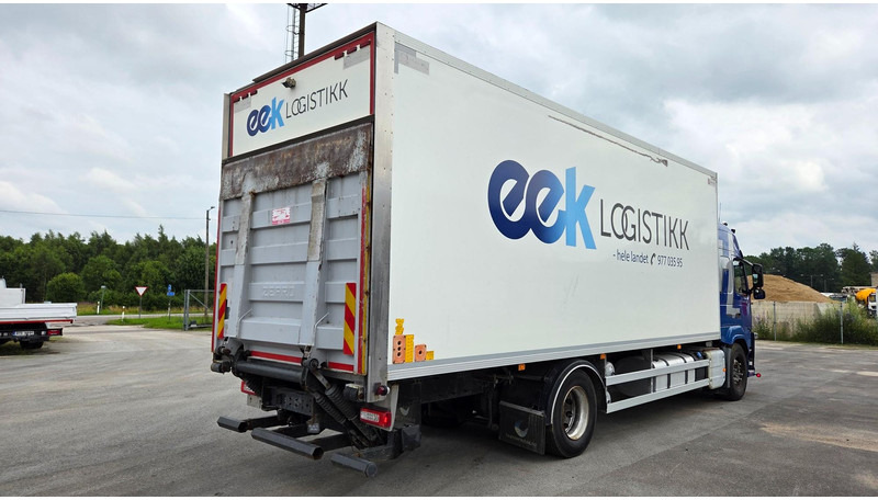 Volvo FM330 4X2 - شاحنة صندوقية: صورة 3 Volvo FM330 4X2 - شاحنة صندوقية: صورة 3