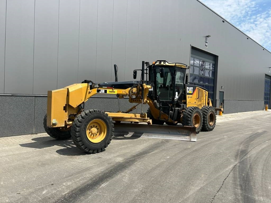 CAT 140 M (CE Certified) - ماكينة تسوية: صورة 2 CAT 140 M (CE Certified) - ماكينة تسوية: صورة 2