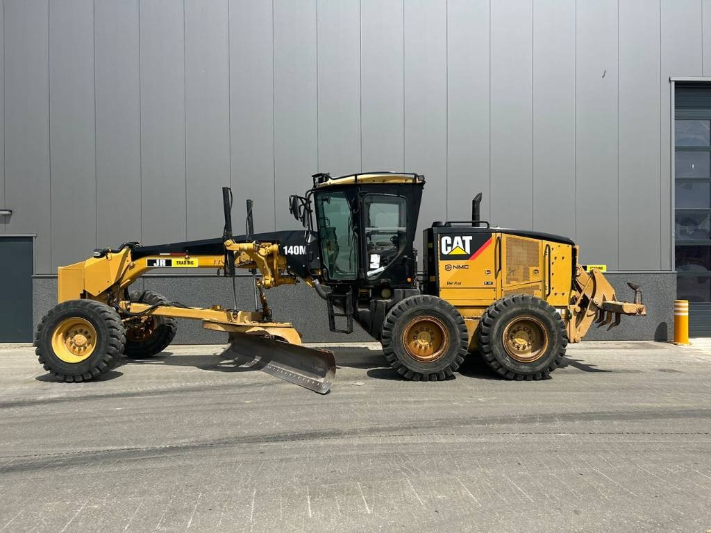 CAT 140 M (CE Certified) - ماكينة تسوية: صورة 1 CAT 140 M (CE Certified) - ماكينة تسوية: صورة 1